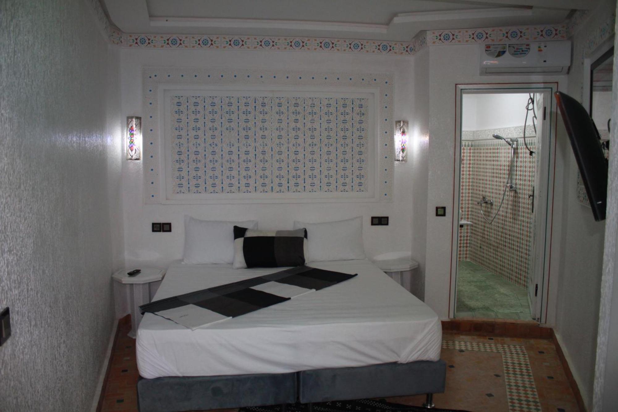 Riad Golf Stinia 2 Meknès Exterior foto